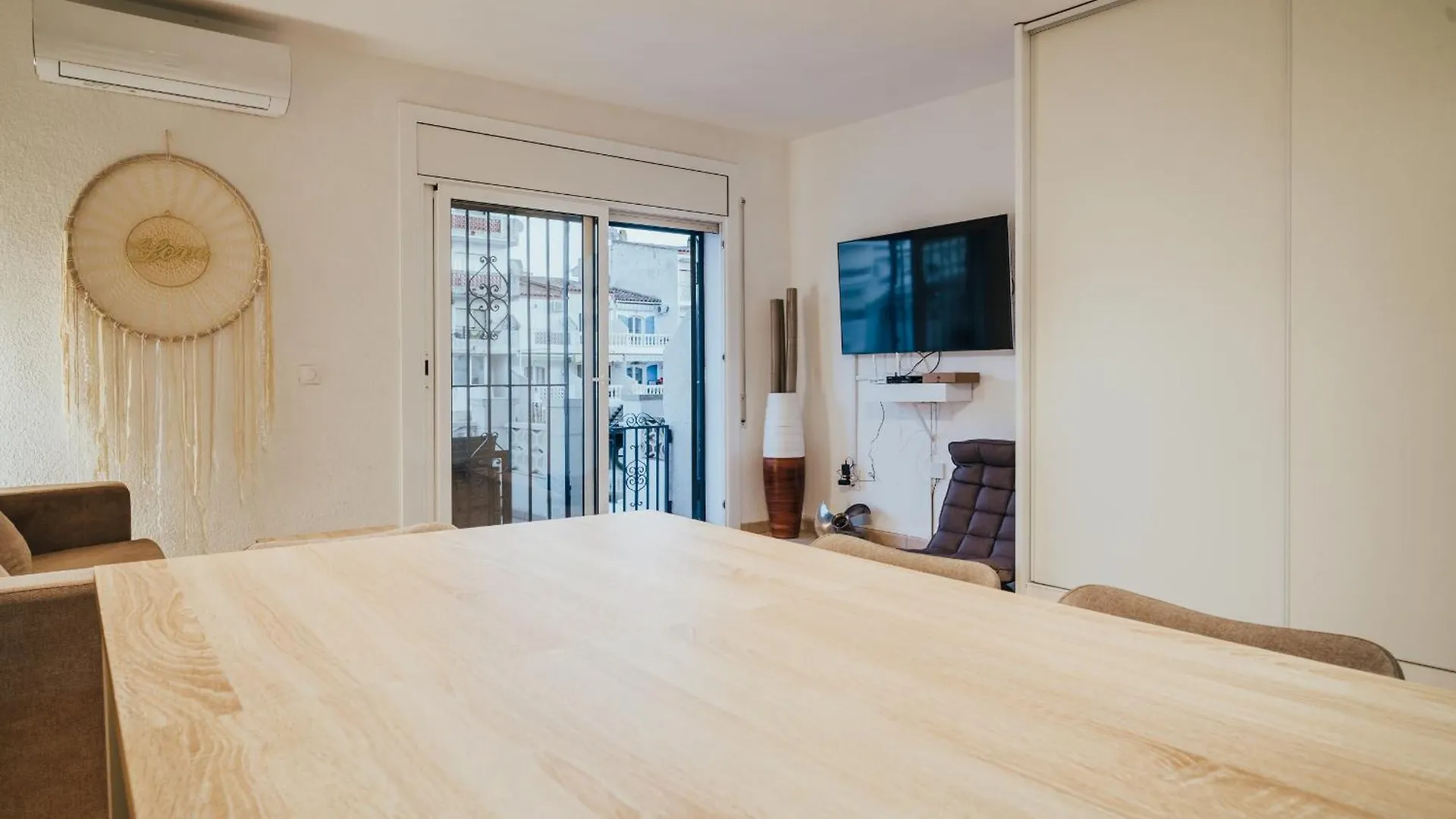 Apartment Welcs Apartamento 199 Emp Frente Al Canal Empuriabrava