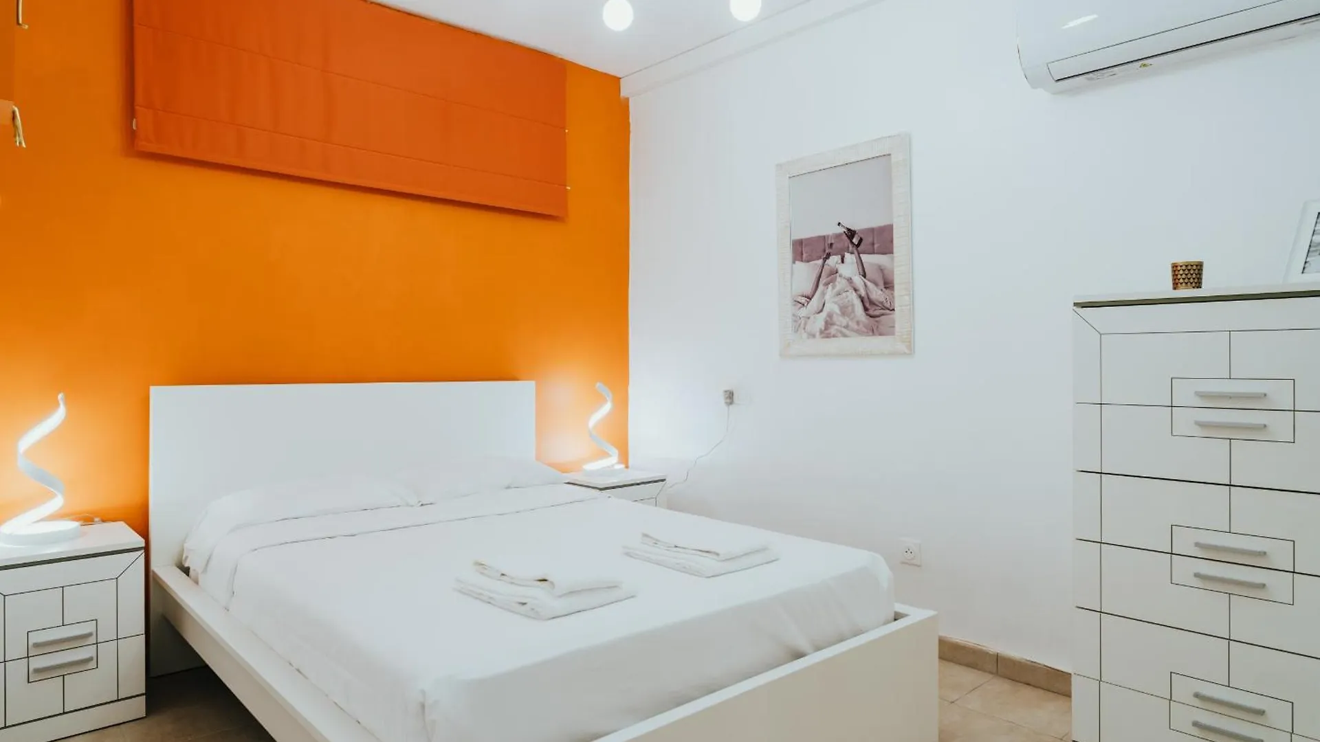 Welcs Apartamento 199 Emp Frente Al Canal Empuriabrava 0*,  Spain
